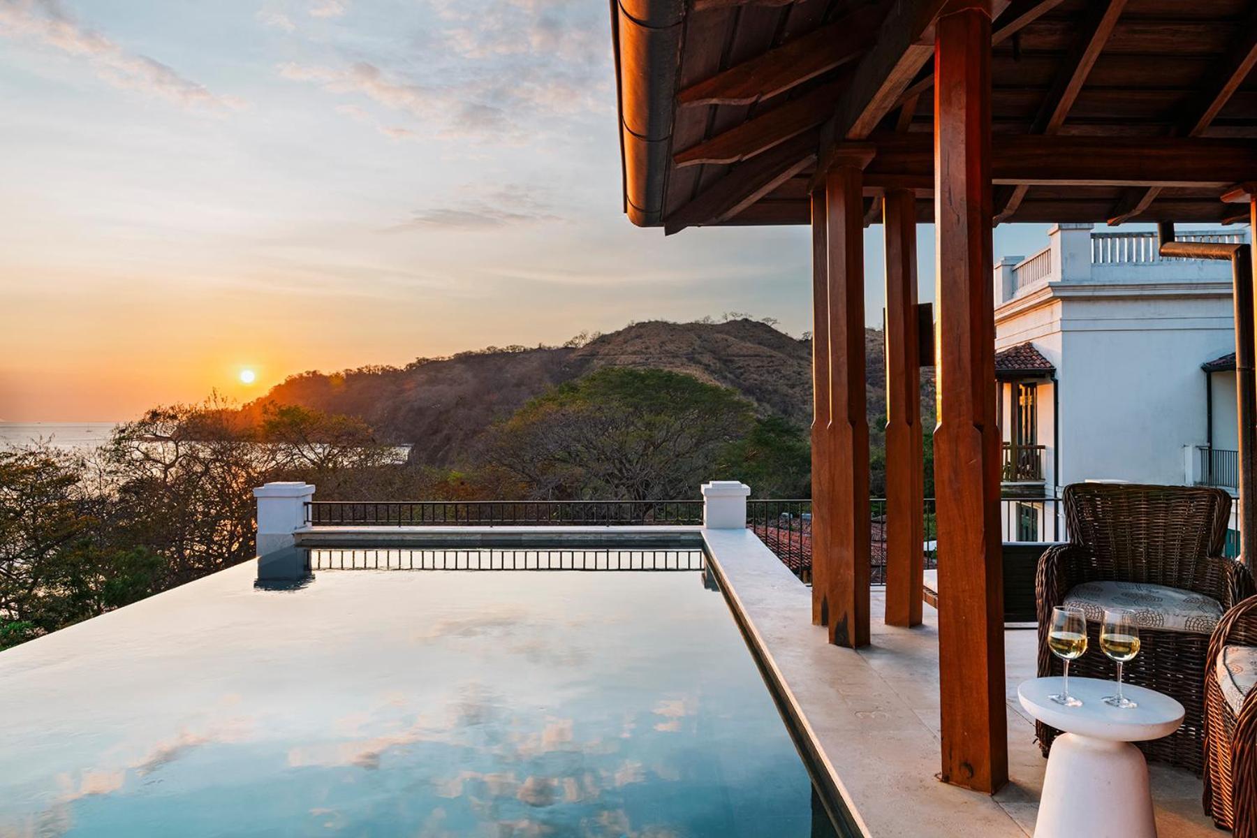 Santarena Hotel At Las Catalinas Экстерьер фото