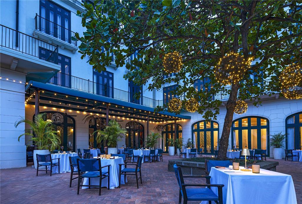 Santarena Hotel At Las Catalinas Экстерьер фото